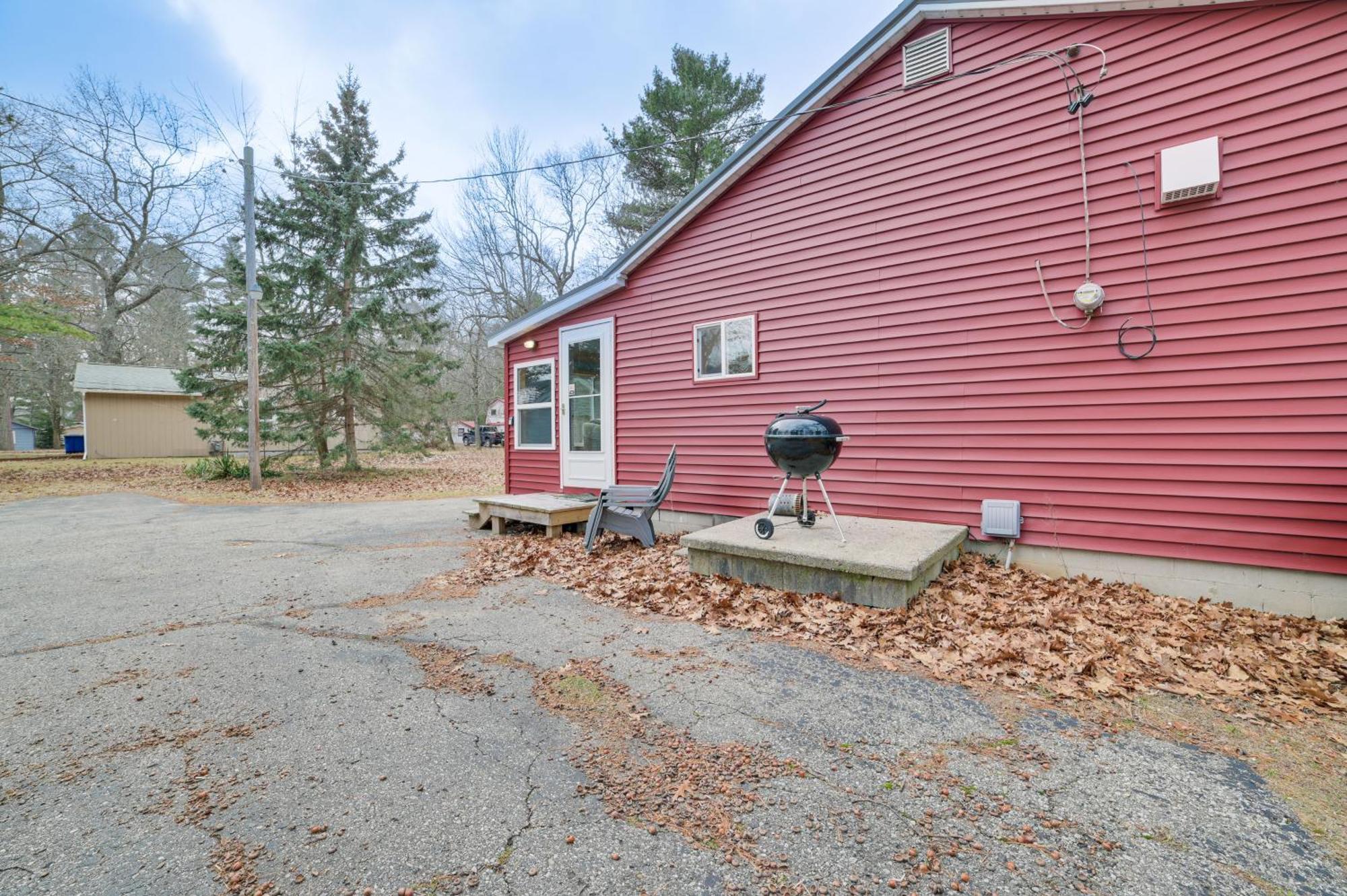 Scenic Evans Hideaway Steps To Lake Huron! Oscoda Εξωτερικό φωτογραφία